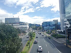 Archivo:Panamerican Highway, Guatemala