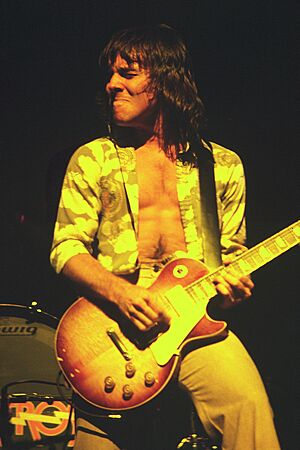 Ronnie Montrose 4 - Montrose - 1974.jpg