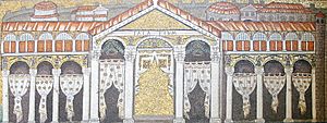 Archivo:Theodoric's Palace - Sant'Apollinare Nuovo - Ravenna 2016 (crop)
