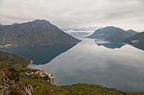Vista de la Bahía de Kotor, Montenegro, 2014-04-19, DD 03