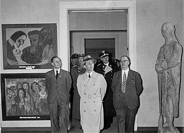 Archivo:Ausstellung entartete kunst 1937