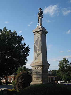 Archivo:Confederate Veterans Monument Wilkes County Georgia