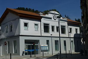 Archivo:Eibar, estación del ferrocarril