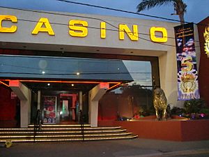 Archivo:Entrada Casino Golden Lion