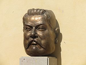 Archivo:Estatua del Museo José Guadalupe Posada en Aguascalientes, Ags.