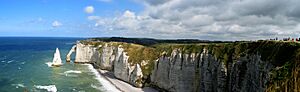 Archivo:Etretat-aiguille