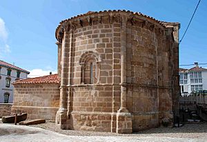 Archivo:Iglesia de Santa María Cillamayor 001 Abside