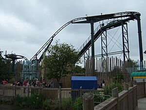 Archivo:JungleCoaster