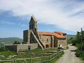Kirche in Rotortilla am Embalse de Ebro - panoramio.jpg