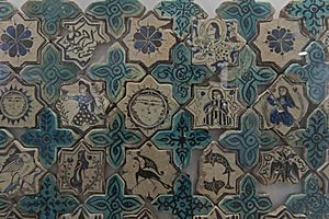 Archivo:Konya Karatay Ceramics Museum Kubad Abad Palace find 2405