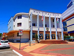 Archivo:Municipalidad de Puerto Montt