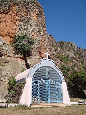Archivo:Oratorio Virgen del Camino