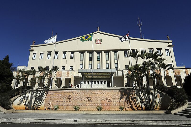 Palácio dos Bandeirantes foto001 (43944820834)