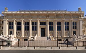 Archivo:Palais Justice Paris