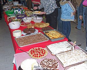 Archivo:Potluck06