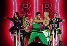 Archivo:Soy Rebelde Tour - Rio de Janeiro - Nov 10, 2023 (14)