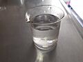 Vaso de precipitados con agua