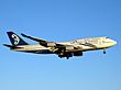 Air New Zealand Boeing 747-400 final approach.jpg