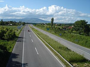Archivo:Avtopat-Aleksandar-Makedonski