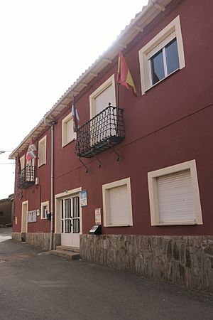 Archivo:Ayuntamiento de Gordaliza del Pino