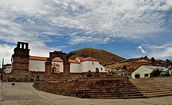 Iglesia Asuncion Juli, Puno, Peru.jpg
