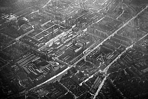 Archivo:Kensington from the air in 1909