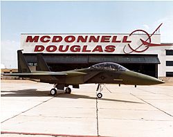 Archivo:McDonnell Douglas F-15E Prototype 060905-F-1234S-024
