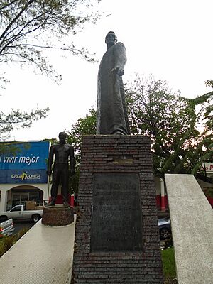 Archivo:Monumento a José Simeón Cañas