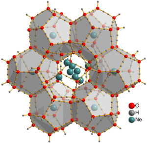 Archivo:Ne-water clathrate