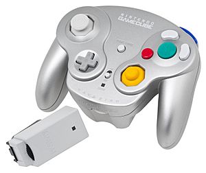 Archivo:Nintendo-GameCube-Wavebird-Silver