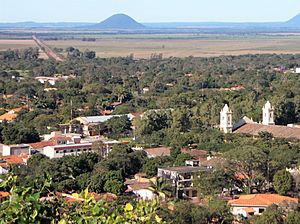 Archivo:Panorámica de la ciudad de Paraguarí desde el cerro Peró.