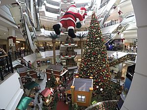 Archivo:Shopping christmas tree