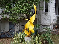 UCV 2015-501 Escultura de Félix George