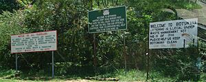 Archivo:Welcome to Botswana, signs