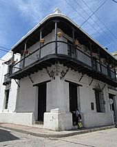 Archivo:2018 Santa Marta (Colombia) - Casa de Madame Agustine, esquina de la calle 17 con carrera 4