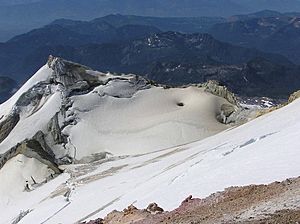 Archivo:7487 copy Sherman Crater from Grant Peak 8-1-04