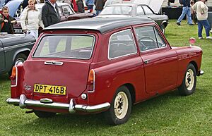 Archivo:Austin A40 MkII Countryman rear