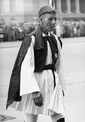 Archivo:Bundesarchiv Bild 183-G00178, Berlin, Olympiade, Spyridon Louis