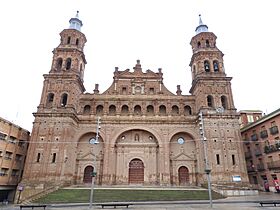 Colegiata de San Miguel Arcángel.jpg