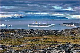 Costa Luminosa in the fjord front Ilulissat - panoramio