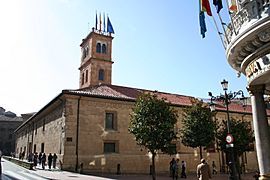 Edificio Histórico de la Universidad de Oviedo.JPG