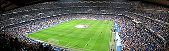 Estadio Santiago Bernabéu (01).jpg