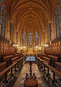 Archivo:Exeter College Chapel & Lectern, Oxford - Diliff