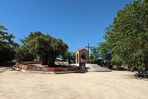 Archivo:Explanada de la Virgen de la Oliva, Recas 02