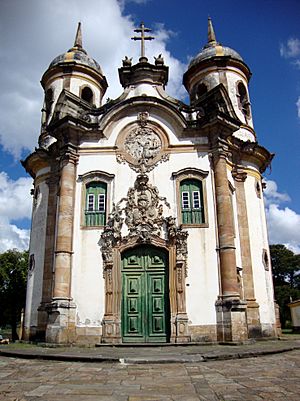Archivo:Fachada da Igreja de São Francisco de Assis (Ouro Preto) 03