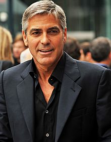 Archivo:George Clooney-4 The Men Who Stare at Goats TIFF09 (cropped)