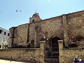 Iglesia de San Pedro, Plasencia (1) 01.jpg