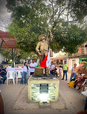 Archivo:Monumento Ciruelero de Campeche Atlántico