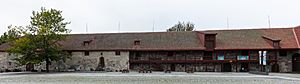 Archivo:Palacio del Arzobispo, Trondheim, Noruega, 2019-09-06, DD 147