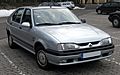 Renault 19 front